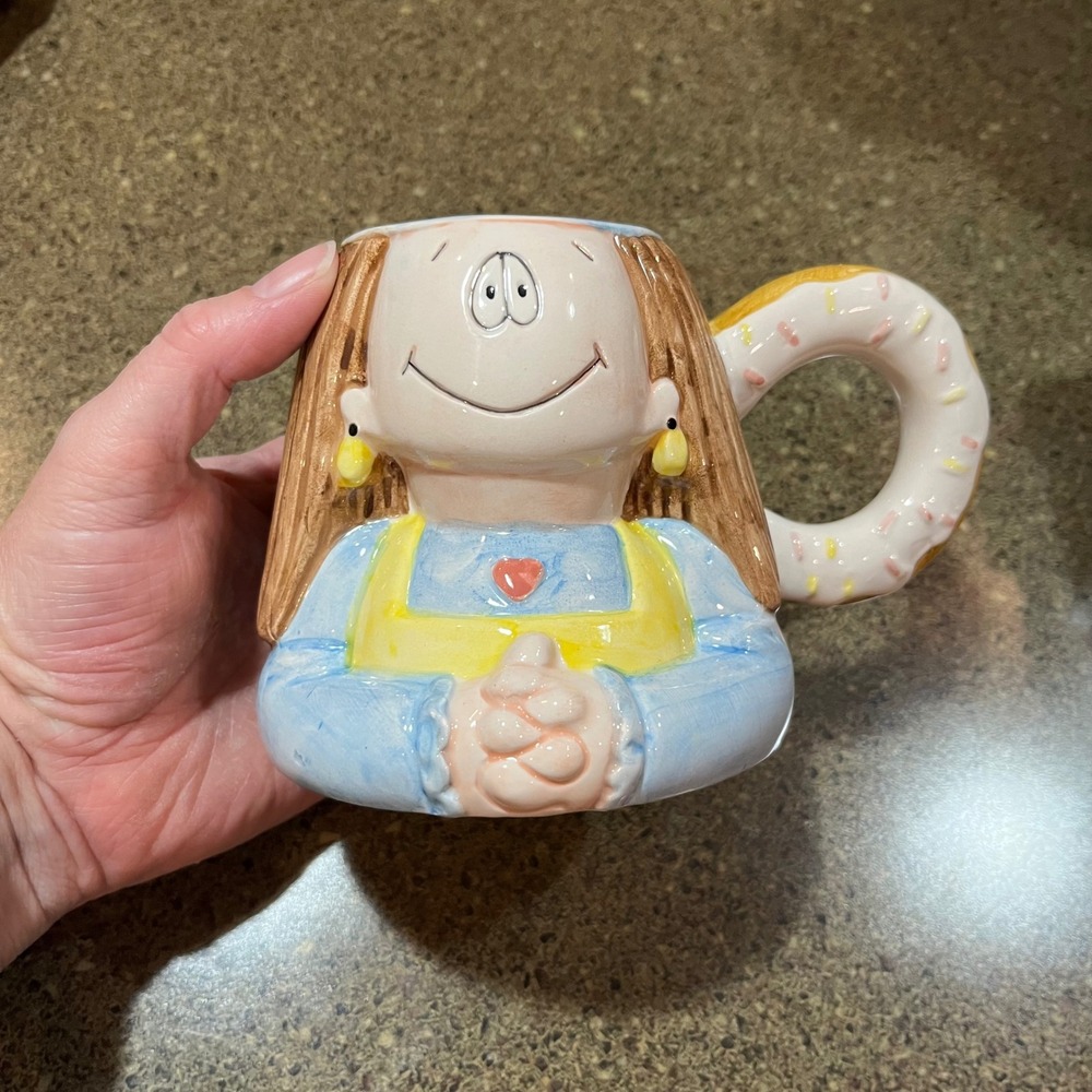 Papel Cathy Kitchen Collection Mug 1995 Ceramic Girl‎ Apron Donut Handle